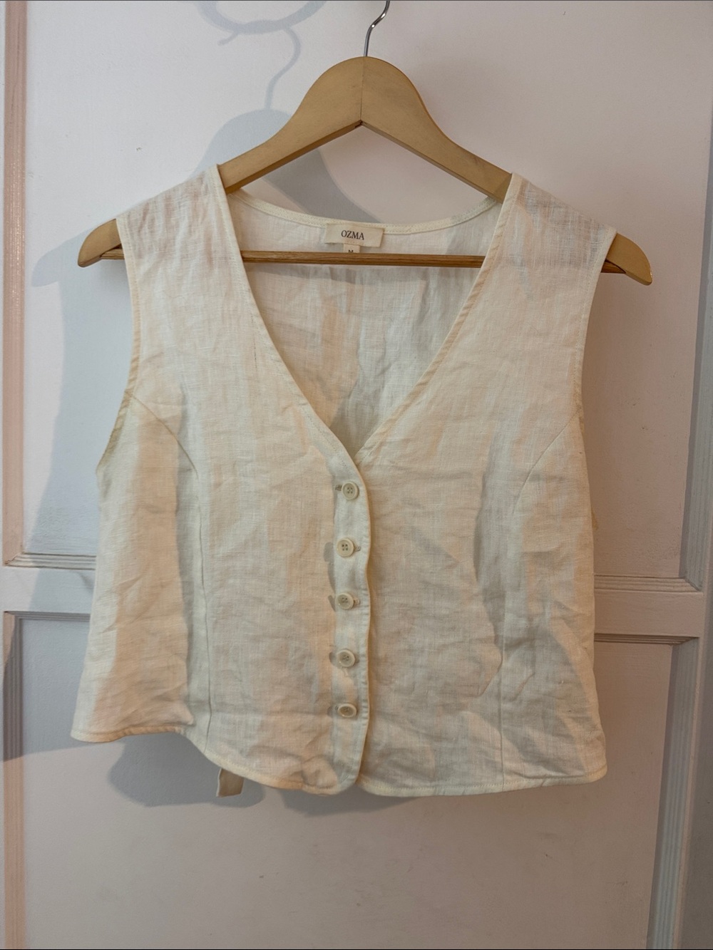 OZMA Cream Linen Sleeveless Button-Front Top
